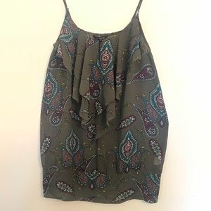 Kensie Ruffled Paisley Print Sleeveless Blouse